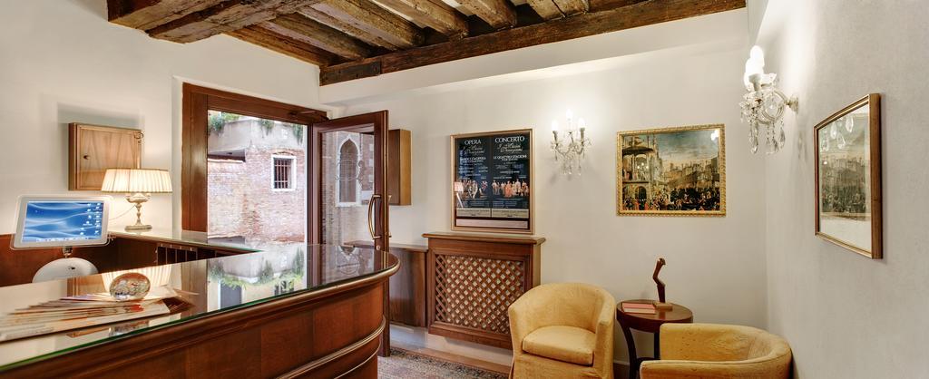 Bed and Breakfast Casa Rezzonico Benátky Exteriér fotografie